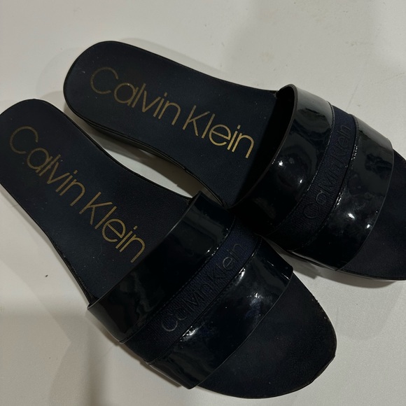 Calvin Klein sandals - Picture 1 of 2
